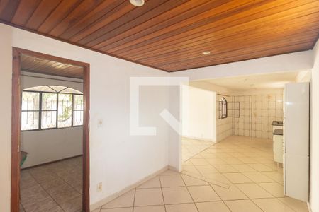 Sala de casa para alugar com 2 quartos, 95m² em Guaratiba, Rio de Janeiro