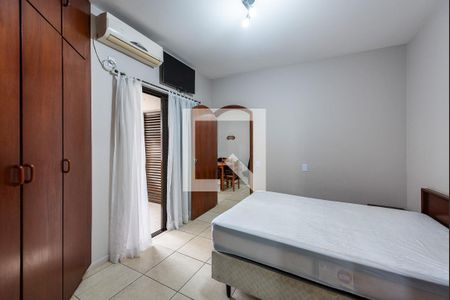Suíte de apartamento para alugar com 1 quarto, 85m² em Gonzaga, Santos