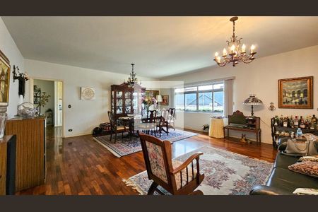 Sala de casa à venda com 5 quartos, 450m² em Jardim Marajoara, São Paulo