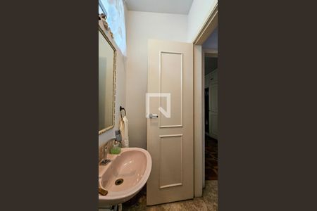 Lavabo  de casa à venda com 5 quartos, 450m² em Jardim Marajoara, São Paulo