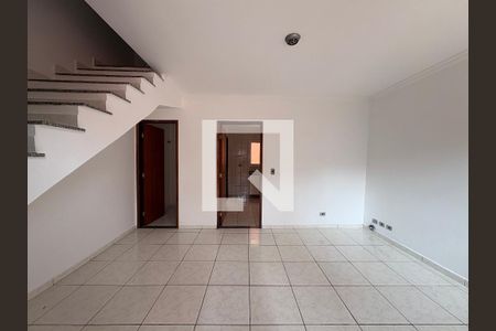 Sala de casa para alugar com 2 quartos, 75m² em Vila Curuçá, Santo André