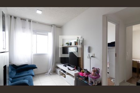 Sala/Cozinha de apartamento para alugar com 2 quartos, 33m² em Vila Ré, São Paulo