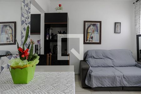 Sala de casa para alugar com 2 quartos, 50m² em Vila Sao Sebastiao, Mogi das Cruzes