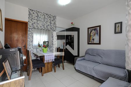 Sala de casa de condomínio para alugar com 3 quartos, 50m² em Vila Sao Sebastiao, Mogi das Cruzes