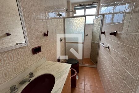Banheiro de apartamento à venda com 2 quartos, 60m² em Jardim Guanabara, Rio de Janeiro