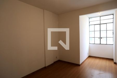 Quarto 1 de apartamento para alugar com 2 quartos, 82m² em Centro, Belo Horizonte