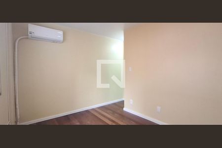 Suíte  de apartamento para alugar com 3 quartos, 76m² em Centro, Florianópolis