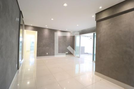 Sala de apartamento para alugar com 3 quartos, 97m² em Patrimônio, Uberlândia