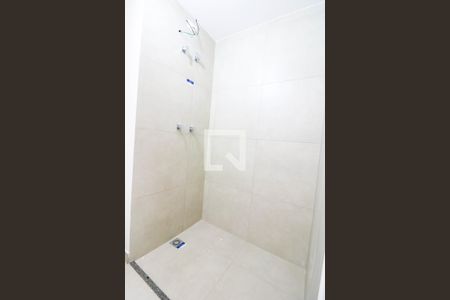 Banheiro de apartamento para alugar com 1 quarto, 25m² em Vila Cordeiro, São Paulo