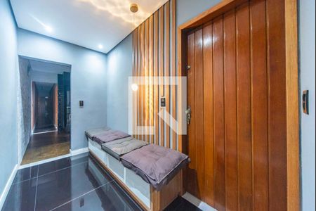 Hall  de casa para alugar com 3 quartos, 182m² em Vila Guaraciaba, Santo André