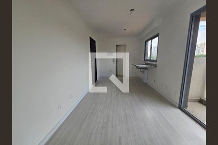 Sala/Quarto de kitnet/studio à venda com 1 quarto, 25m² em Vila Cordeiro, São Paulo