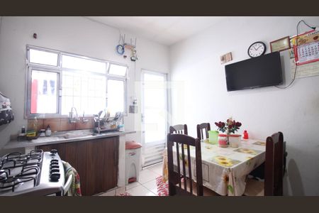 Casa à venda com 2 quartos, 124m² em Jardim Paraguacu, São Paulo