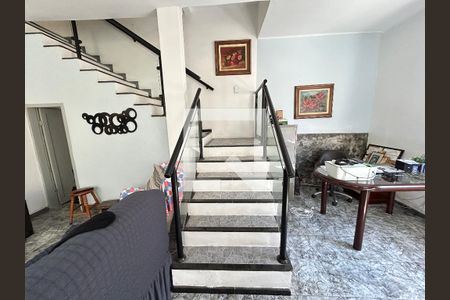 Escada de acesso de casa à venda com 3 quartos, 150m² em Todos Os Santos, Rio de Janeiro