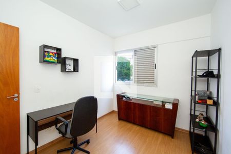 Quarto 1 de apartamento para alugar com 3 quartos, 89m² em Serra, Belo Horizonte