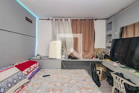 Quarto 2 de casa à venda com 3 quartos, 250m² em Sarandi, Porto Alegre
