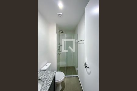 Banheiro de kitnet/studio para alugar com 1 quarto, 35m² em Belenzinho, São Paulo