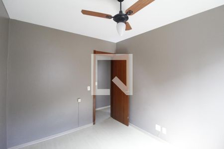 Quarto 1 de apartamento à venda com 3 quartos, 69m² em Jardim Carvalho, Porto Alegre