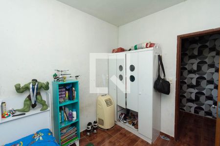 Quarto 2 de casa à venda com 3 quartos, 374m² em Diamante, Contagem