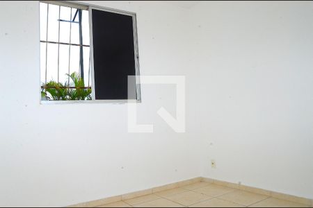 Quarto 1 de apartamento para alugar com 2 quartos, 45m² em Jardim Vitoria, Belo Horizonte