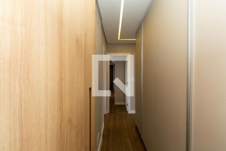 CORREDOR de apartamento para alugar com 5 quartos, 293m² em Buritis, Belo Horizonte