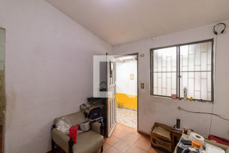 Sala de casa à venda com 5 quartos, 100m² em Conjunto Residencial José Bonifácio, São Paulo