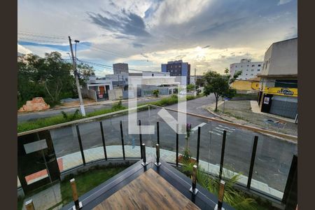 Varanda da suíte 1 de casa à venda com 3 quartos, 220m² em Jardim Imperial, Lagoa Santa