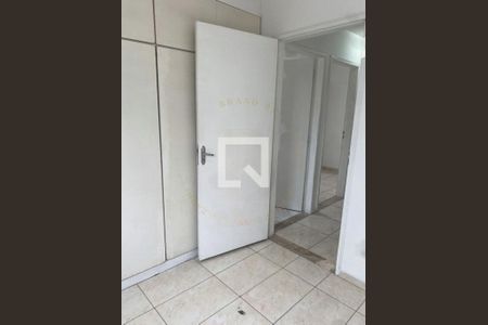 Apartamento à venda com 2 quartos, 75m² em Vila Sao Paulo, São Paulo
