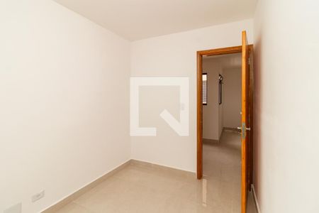 Quarto de casa para alugar com 2 quartos, 34m² em Vila Gustavo, São Paulo