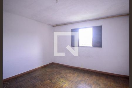 Quarto 2 de casa para alugar com 2 quartos, 130m² em Jardim Maria Estela, São Paulo