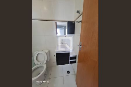 Banheiro de apartamento para alugar com 2 quartos, 60m² em Vila Príncipe de Gales, Santo André