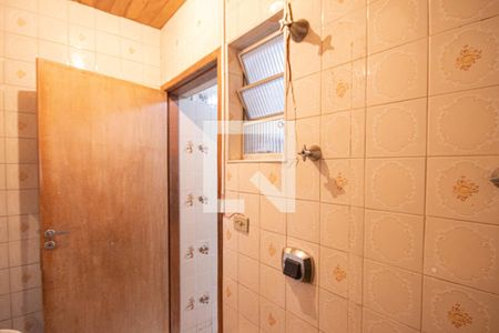 Banheiro 1 de casa à venda com 6 quartos, 200m² em Jardim Guapira, São Paulo