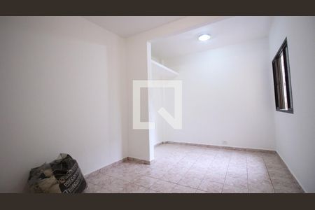 Quarto 1 de casa para alugar com 2 quartos, 200m² em Vila Celeste, São Paulo