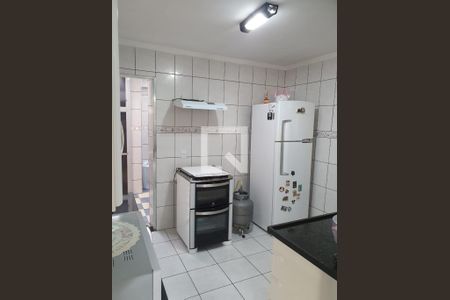 Cozinha de casa de condomínio à venda com 3 quartos, 80m² em Jd Maria Eugenia, Campinas