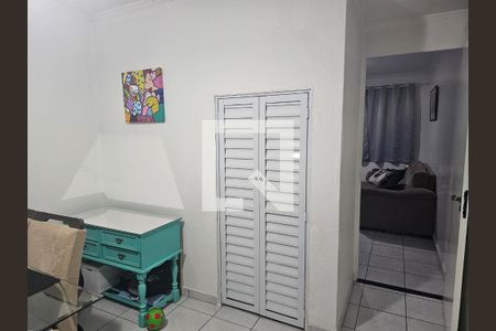 Sala de casa de condomínio à venda com 3 quartos, 80m² em Jd Maria Eugenia, Campinas