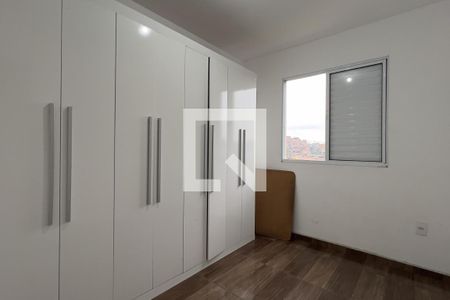Quarto 2 de apartamento para alugar com 2 quartos, 45m² em Parque Primavera, Guarulhos