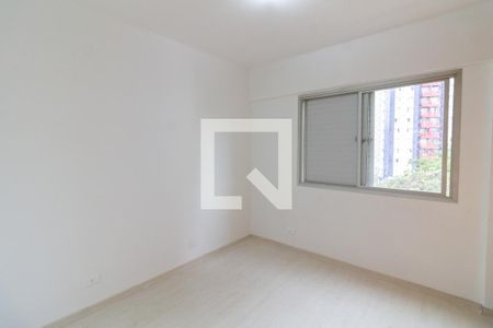 Quarto 1 de apartamento à venda com 2 quartos, 75m² em Jardim Ester, São Paulo