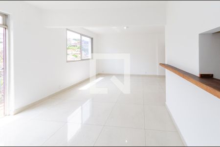 Sala de apartamento para alugar com 4 quartos, 140m² em São Bento, Belo Horizonte