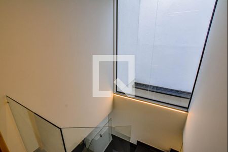 Escada de casa à venda com 3 quartos, 147m² em Jardim Utinga, Santo André