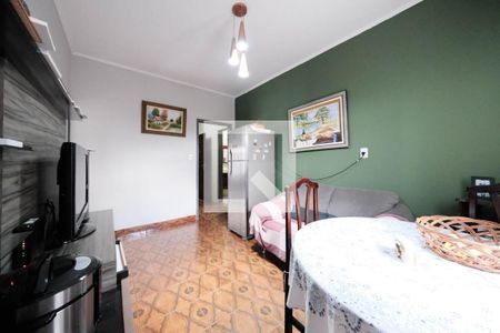 Casa para alugar com 5 quartos, 500m² em Cangaiba, São Paulo