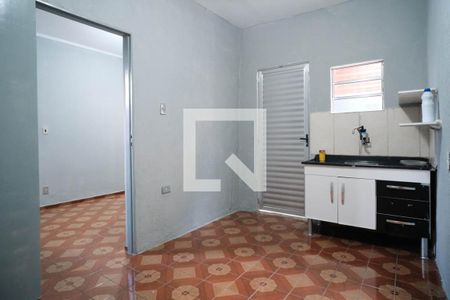 Casa para alugar com 5 quartos, 500m² em Cangaiba, São Paulo