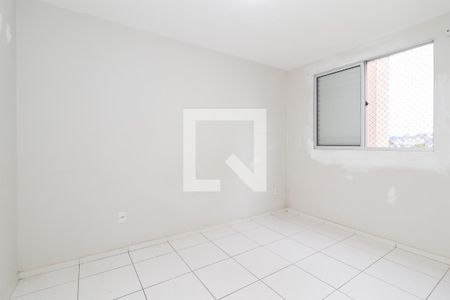 Quarto 1 de apartamento para alugar com 2 quartos, 48m² em Vila Carmosina, São Paulo