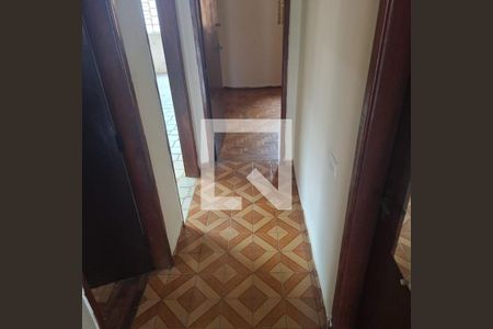 Corredor de casa à venda com 3 quartos, 100m² em Jardim Cotinha, São Paulo