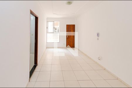 Sala de apartamento para alugar com 2 quartos, 60m² em João Pinheiro, Belo Horizonte