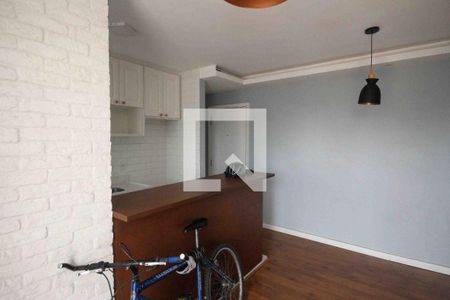 Sala de apartamento para alugar com 2 quartos, 56m² em Vila Ema, São Paulo