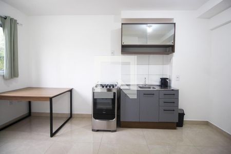 Sala/Cozinha de apartamento para alugar com 1 quarto, 25m² em Vila Andrade, São Paulo