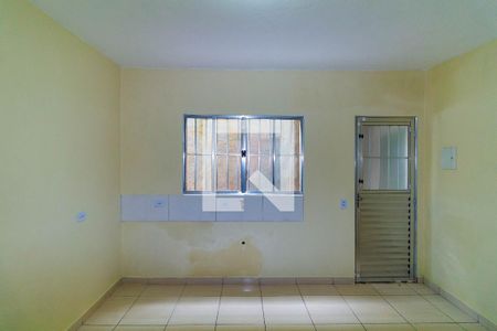 Cozinha de casa para alugar com 1 quarto, 32m² em Jardim Vera Cruz(zona Leste), São Paulo