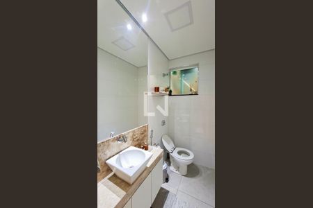Lavabo de apartamento à venda com 2 quartos, 124m² em João Pinheiro, Belo Horizonte