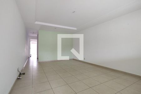 Sala de casa de condomínio à venda com 2 quartos, 95m² em Taquara, Rio de Janeiro