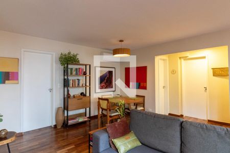 Sala de apartamento à venda com 2 quartos, 80m² em Vila Nova Conceição, São Paulo