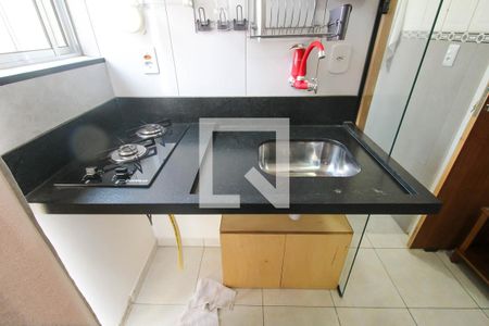 Cozinha de kitnet/studio para alugar com 0 quarto, 30m² em Jardim Angela (zona Leste), São Paulo